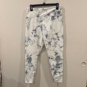 SOUL  Gray and White Tie-Dye Leggings